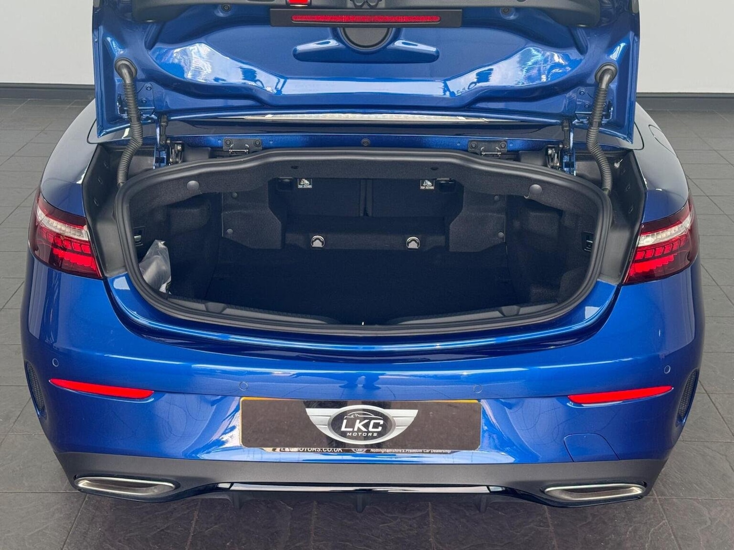 Vehicle 35