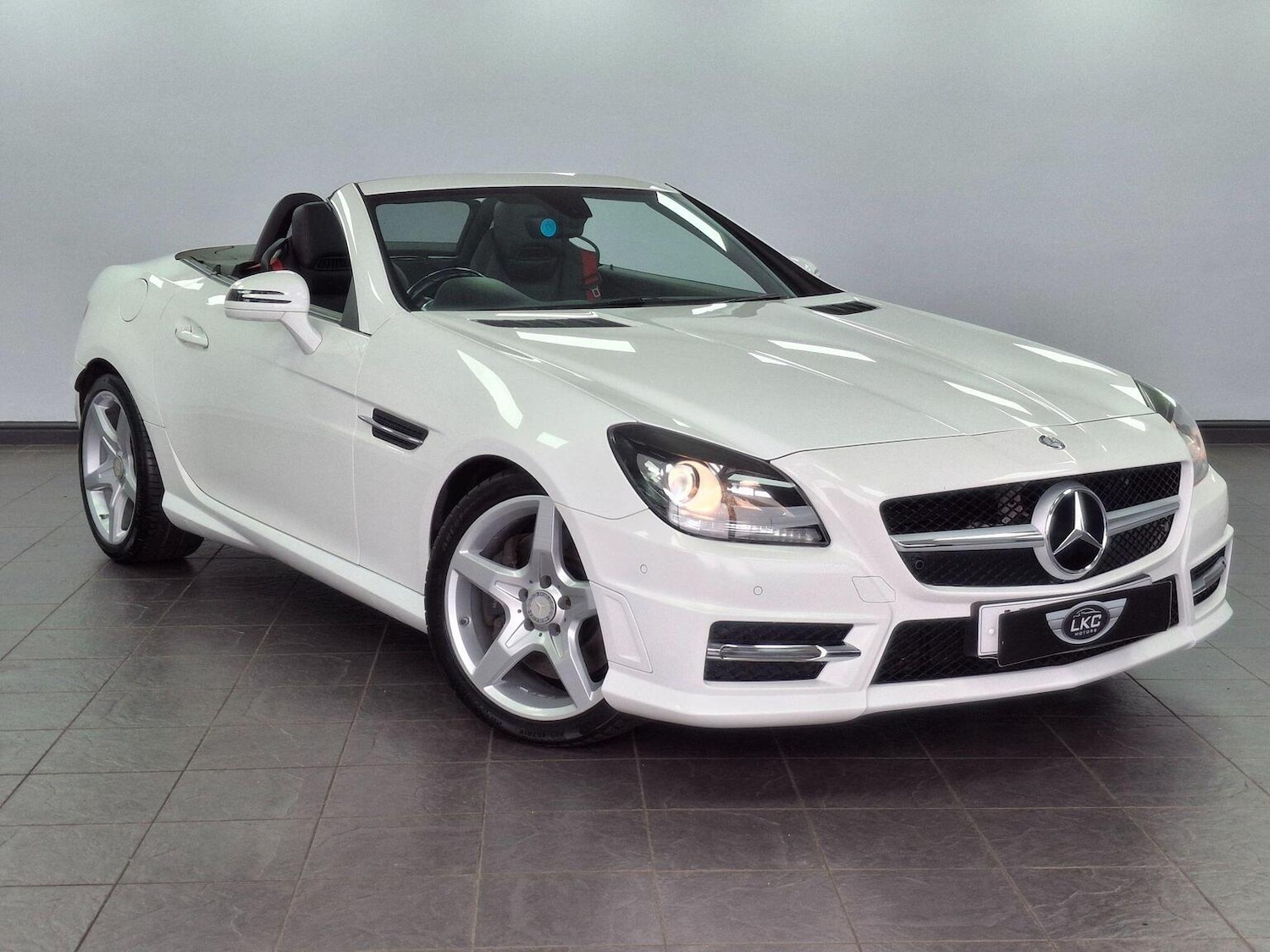 Used Mercedes-Benz SLK 2015 for sale - 78018328: Photo 10