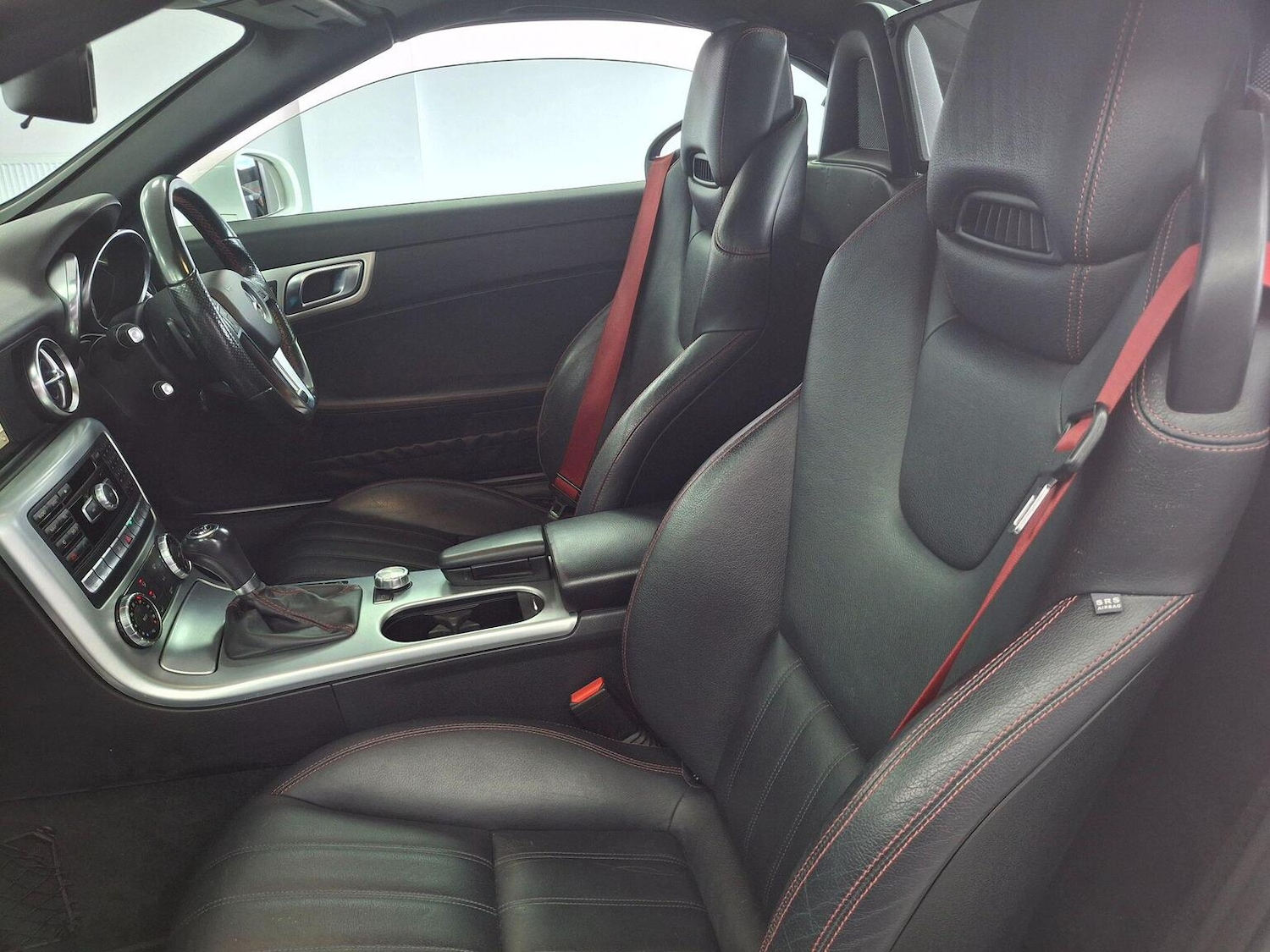 Used Mercedes-Benz SLK 2015 for sale - 78018328: Photo 23