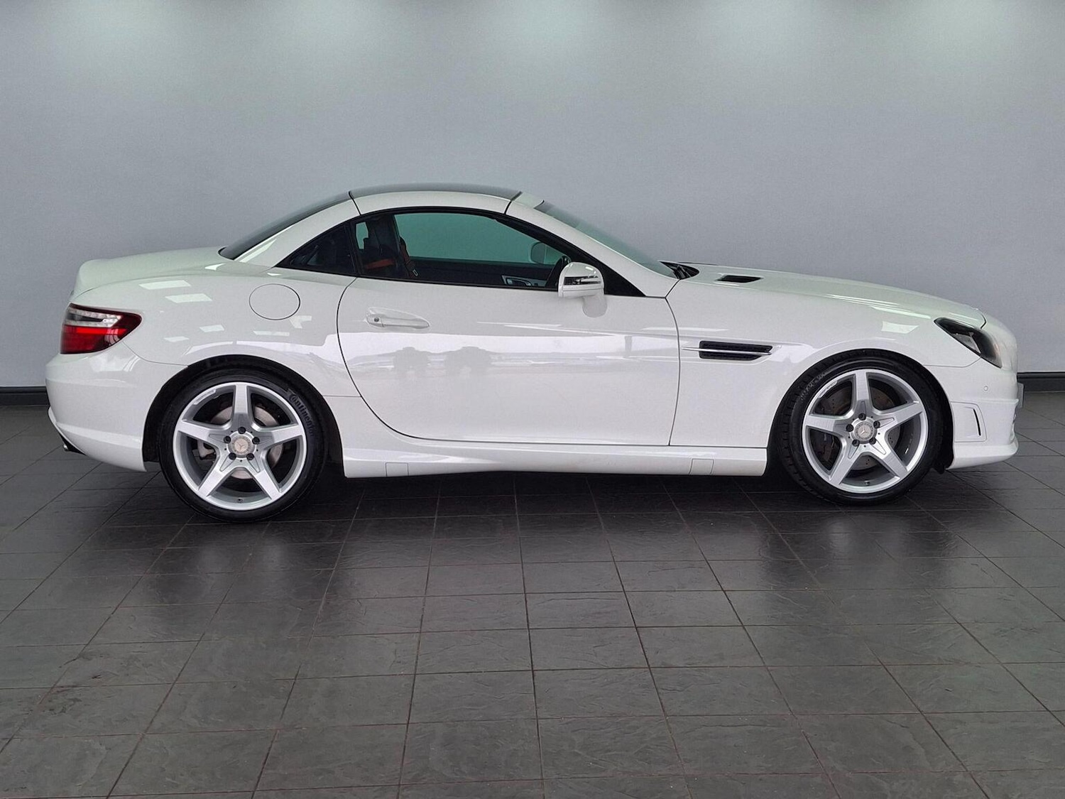 Used Mercedes-Benz SLK 2015 for sale - 78018328: Photo 26