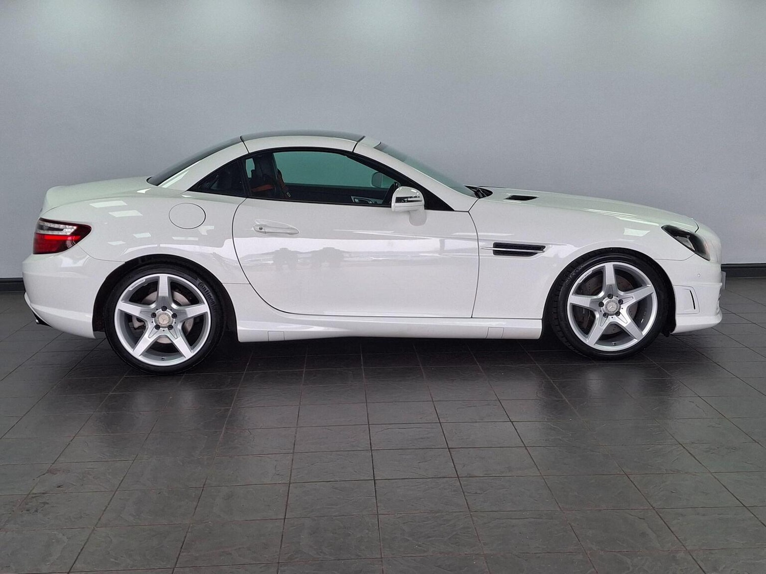 Used Mercedes-Benz SLK 2015 for sale - 78018328: Photo 4