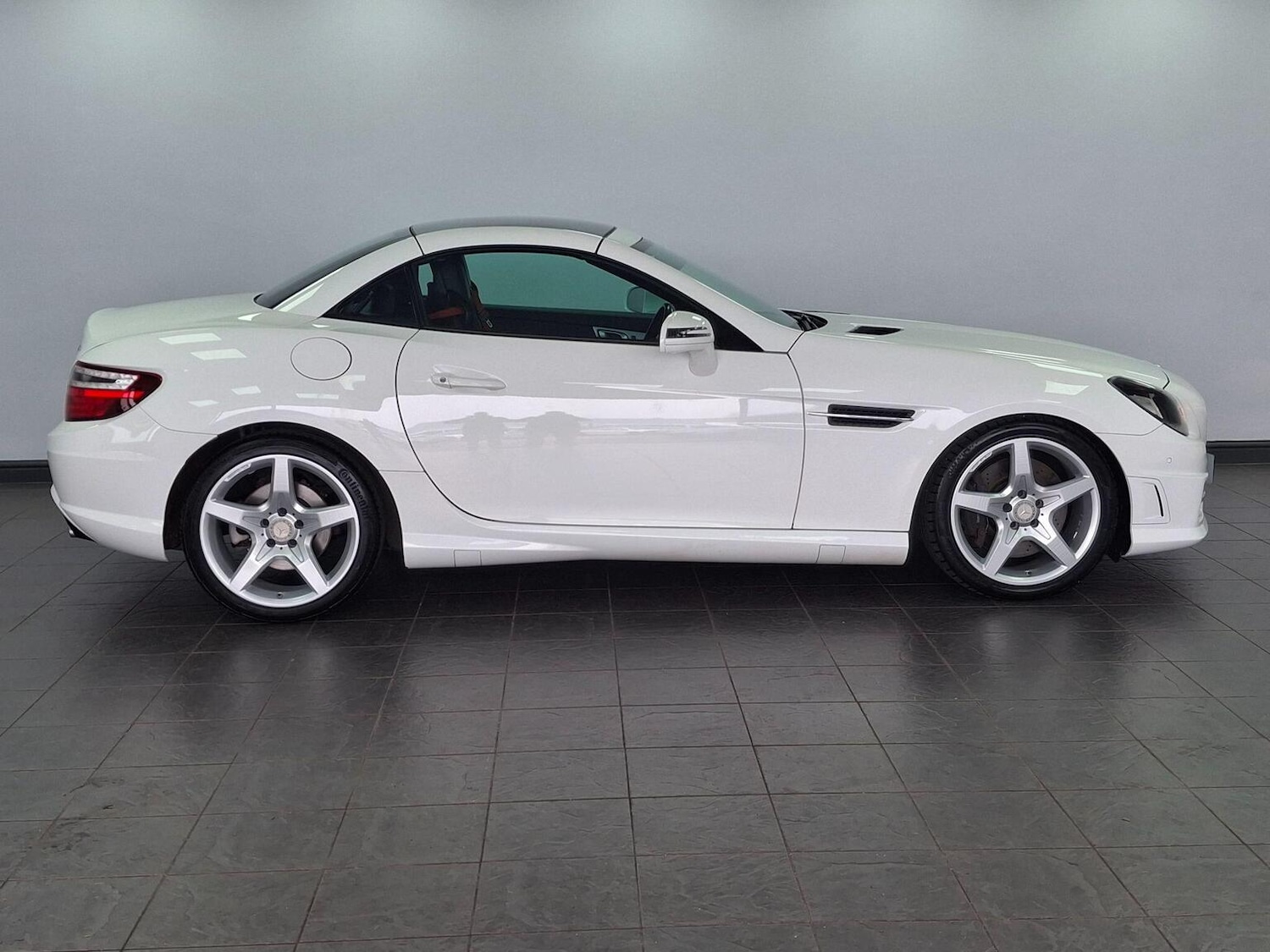 Used Mercedes-Benz SLK 2015 for sale - 78018328: Photo 45
