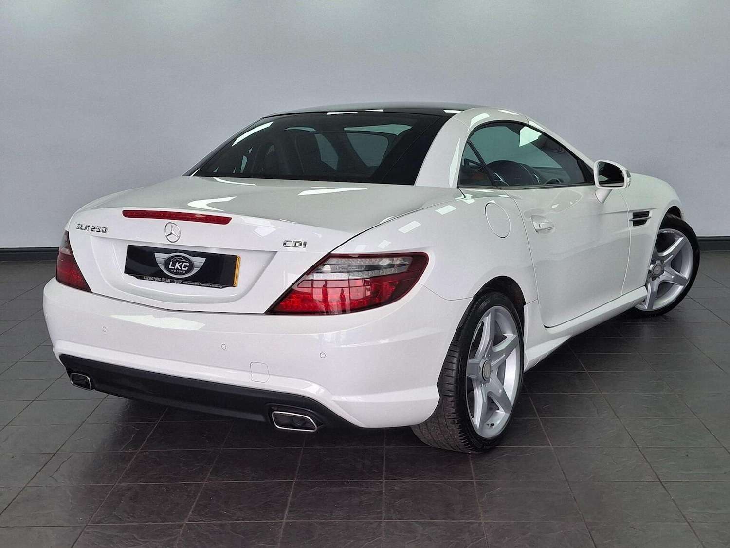 Used Mercedes-Benz SLK 2015 for sale - 78018328: Photo 57