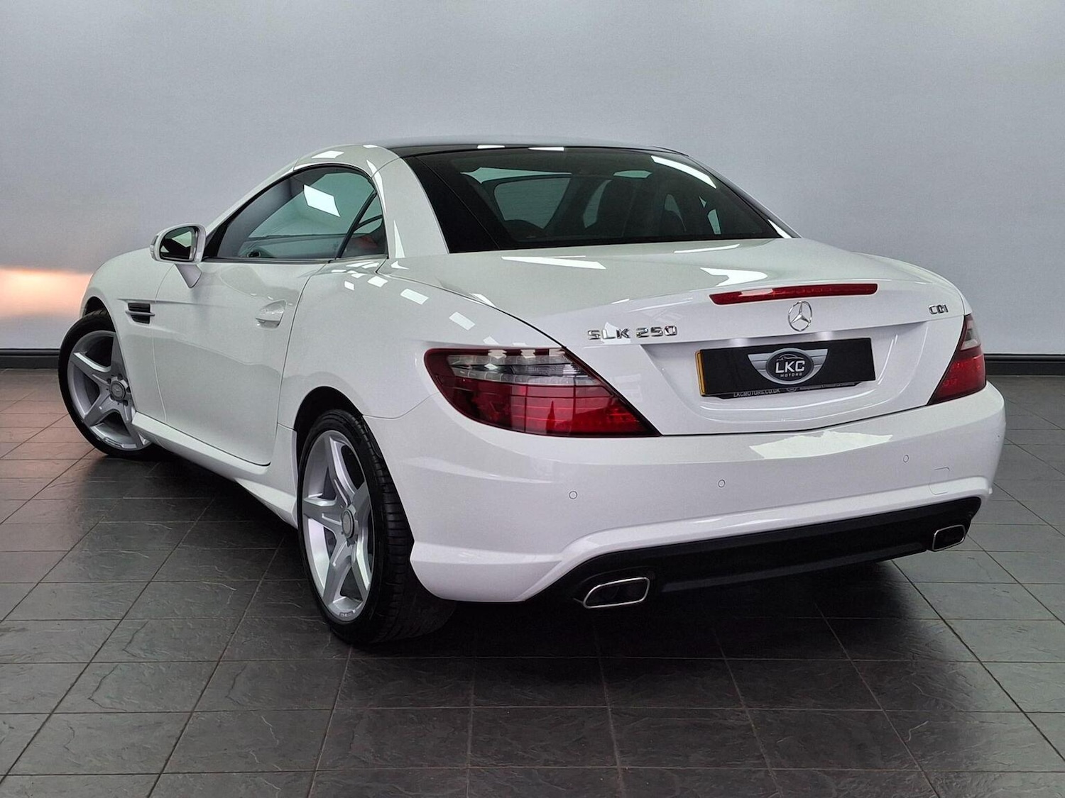 Used Mercedes-Benz SLK 2015 for sale - 78018328: Photo 59