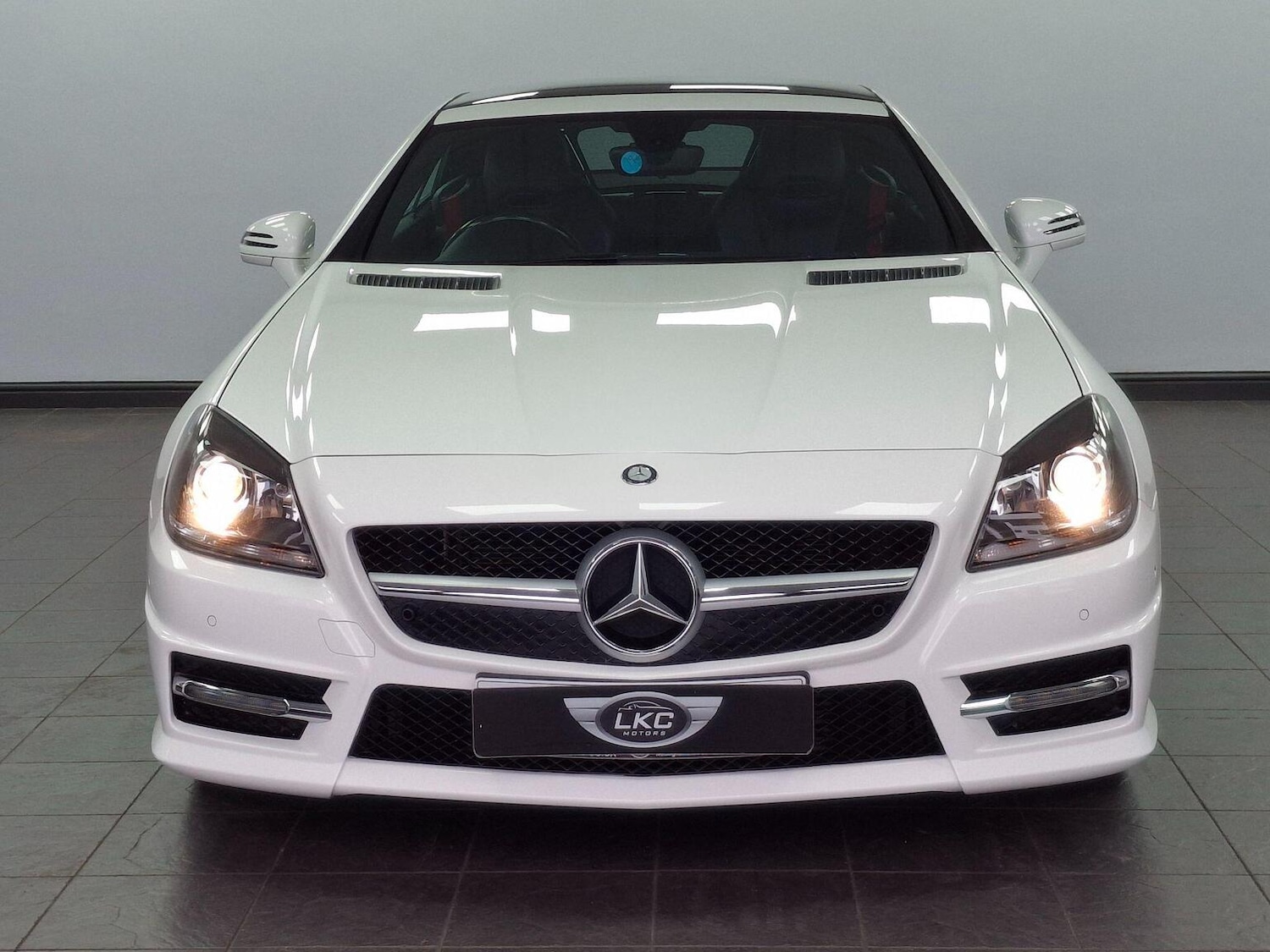 Used Mercedes-Benz SLK 2015 for sale - 78018328: Photo 68