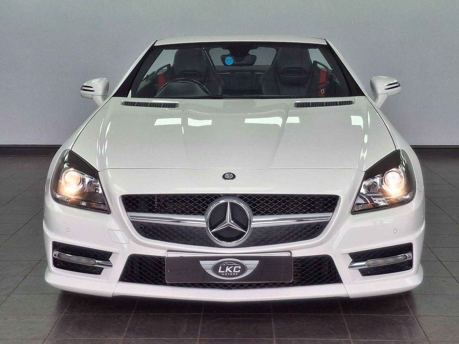 Used Mercedes-Benz SLK 2015 for sale - 78018328: Photo 8
