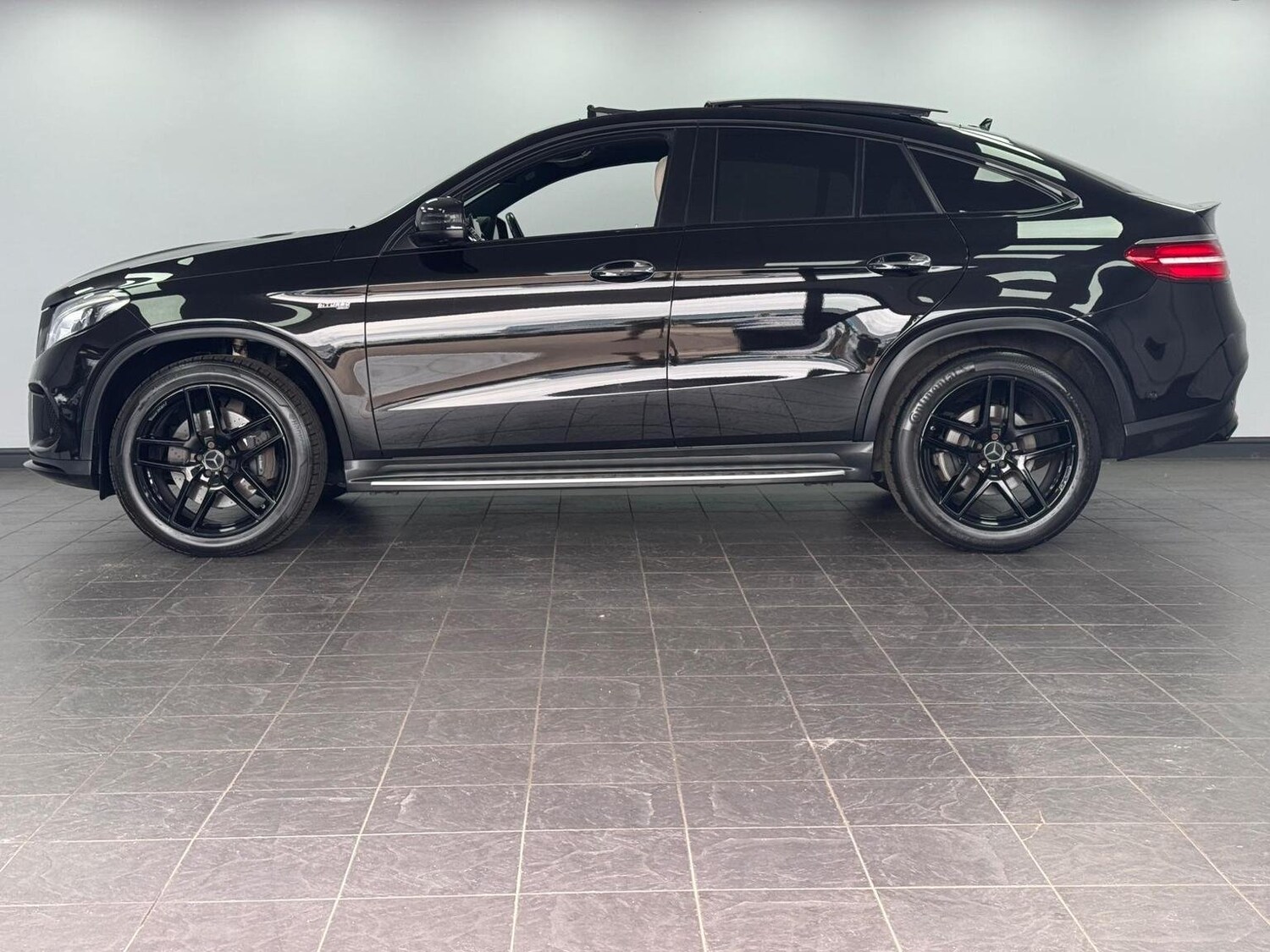 Used Mercedes-Benz GLE 2017 for sale - 77370688: Photo 17