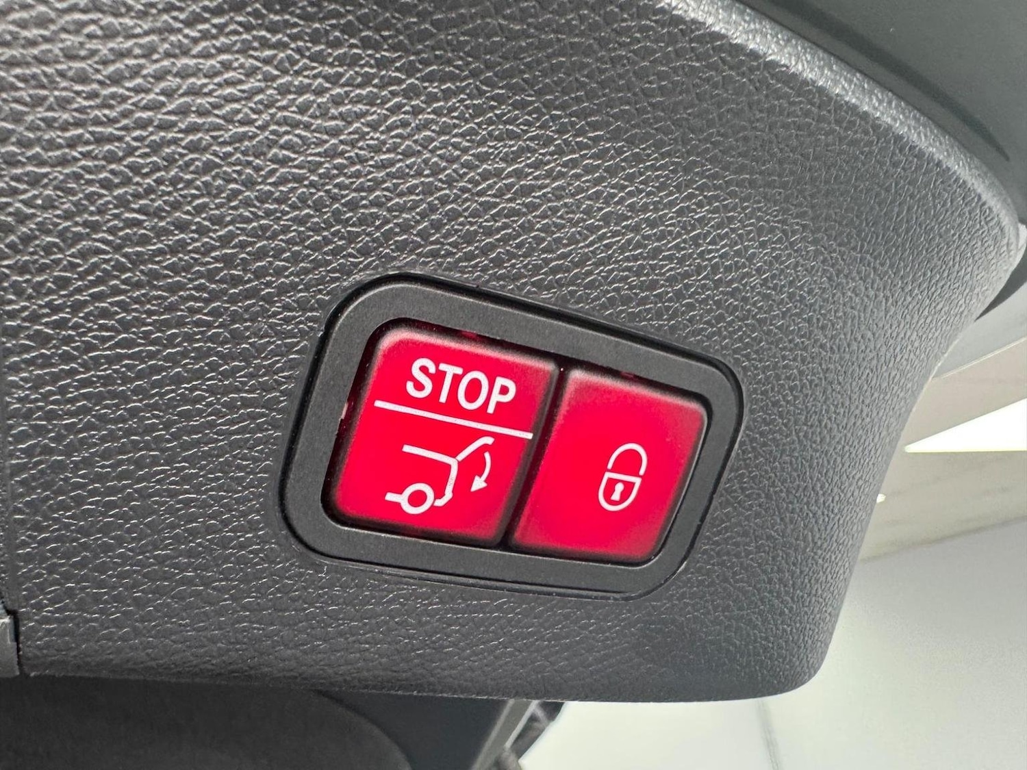 Used Mercedes-Benz GLE 2017 for sale - 77370688: Photo 41