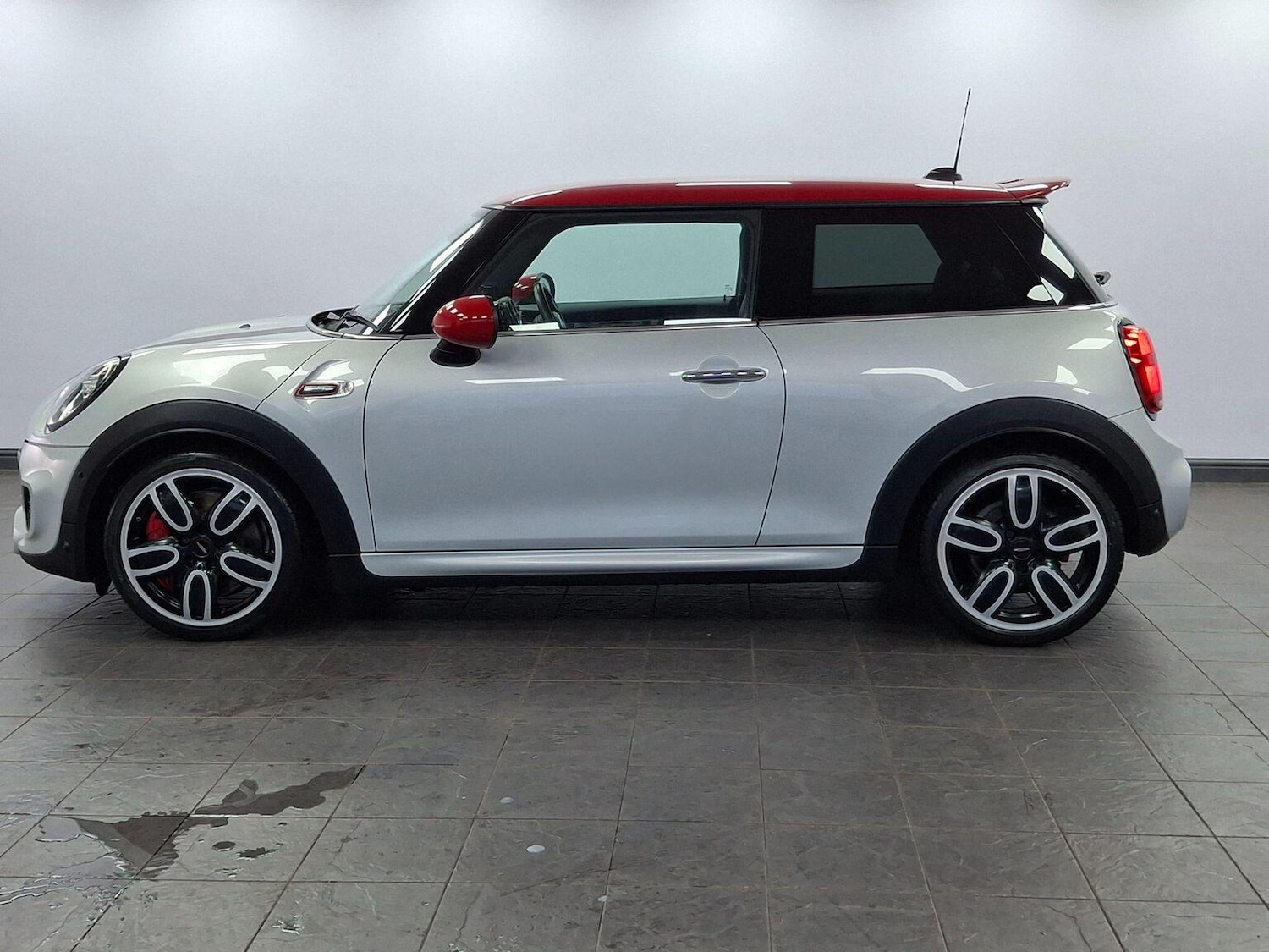 Used MINI Hatch 2019 for sale - 77264511: Photo 11