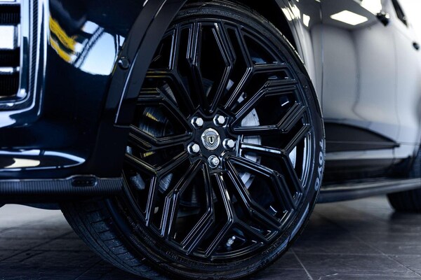 Used Land Rover Discovery 2023 for sale - 75202555: Photo 13