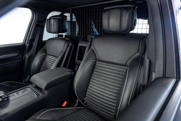Used Land Rover Discovery 2023 for sale - 75202555: Photo 5