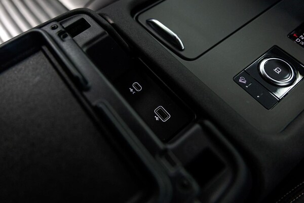 Used Land Rover Discovery 2023 for sale - 75202555: Photo 76