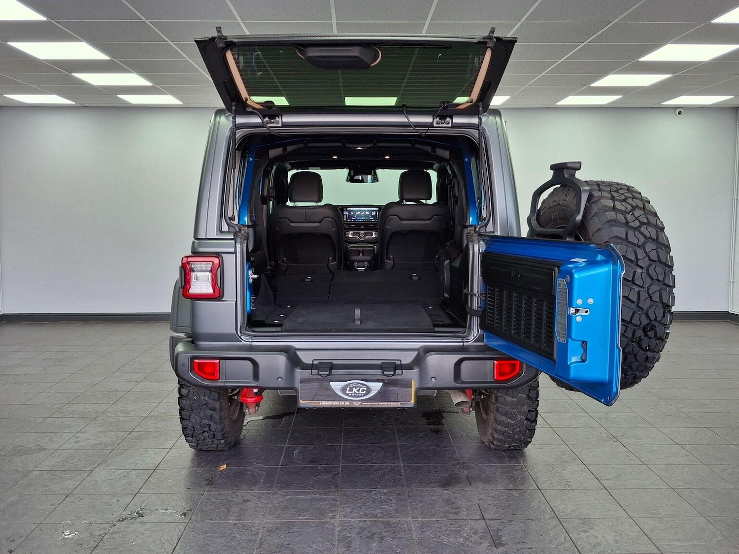 Used Jeep Wrangler 2024 for sale - 76974318: Photo 41