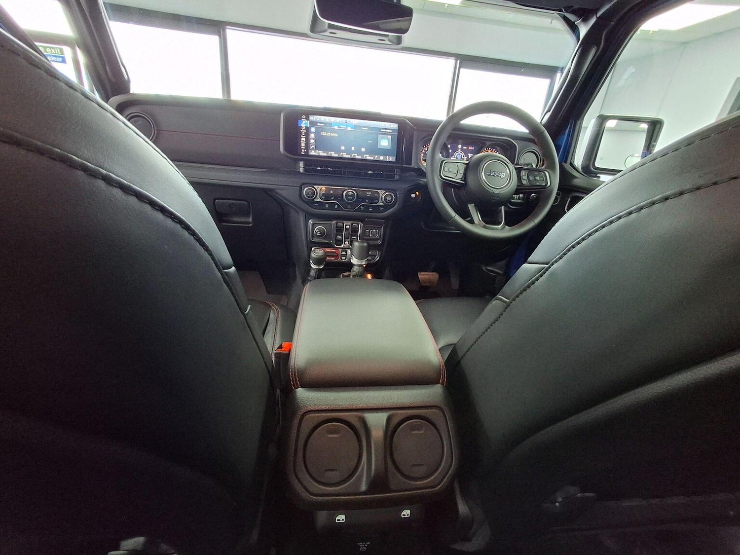 Used Jeep Wrangler 2024 for sale - 76974318: Photo 77