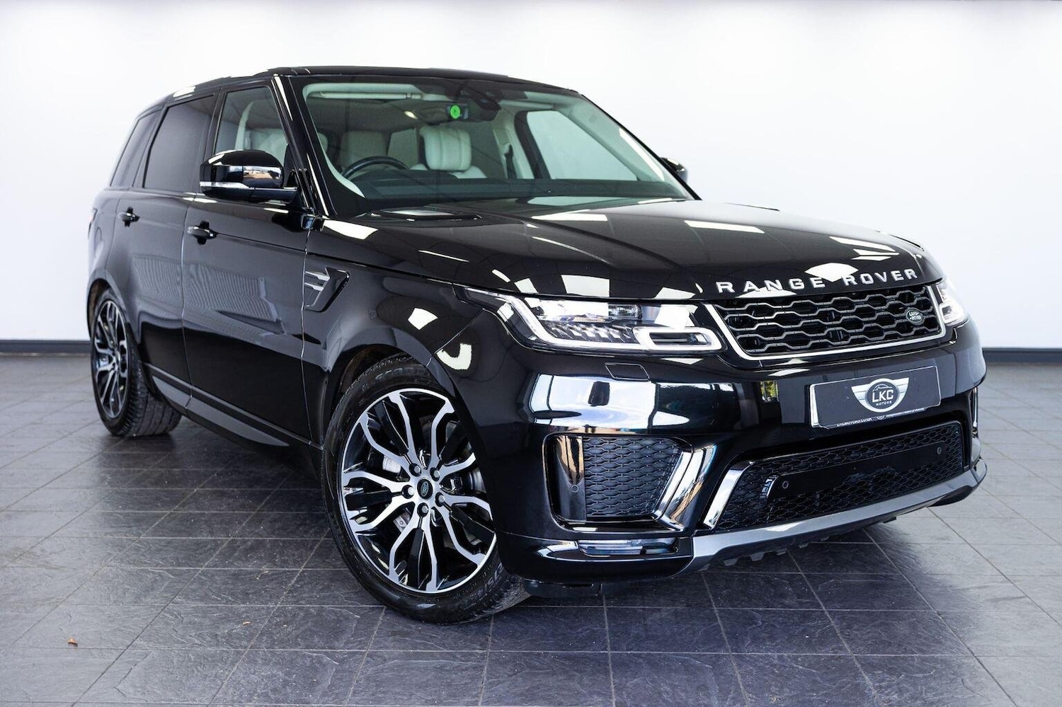 Used Land Rover Range Rover Sport 2021 for sale - 76794569: Photo 2