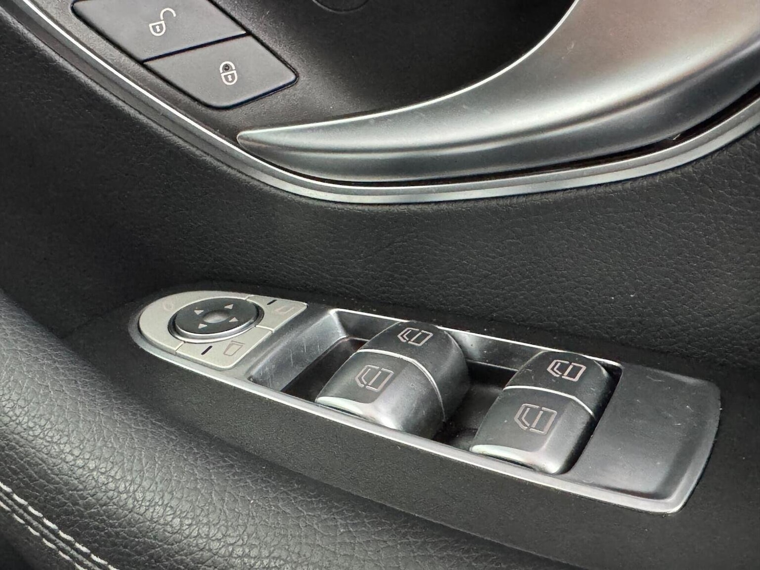 Used Mercedes-Benz E-Class 2021 for sale - 76164450: Photo 39