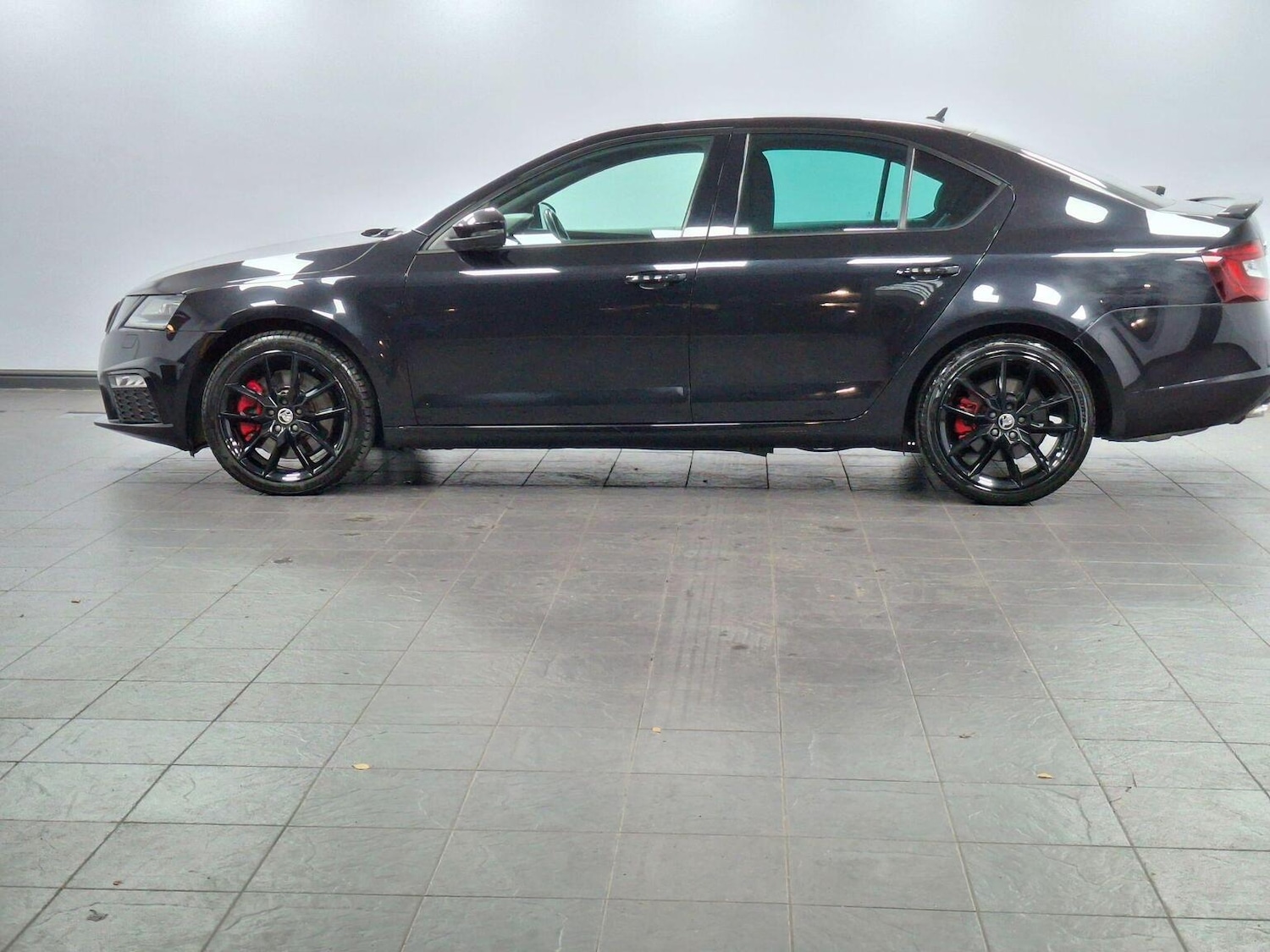 Used Skoda Octavia 2020 for sale - 76618665: Photo 2