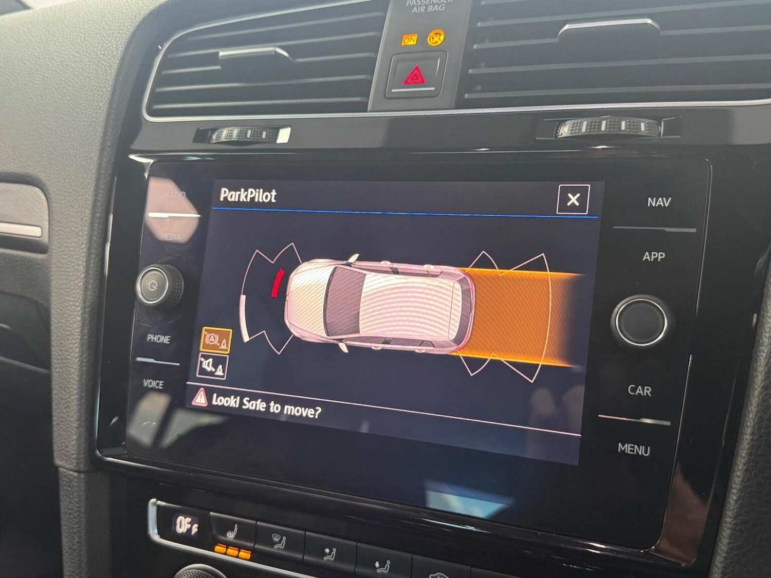 Used Volkswagen Golf 2018 for sale - 76397071: Photo 28