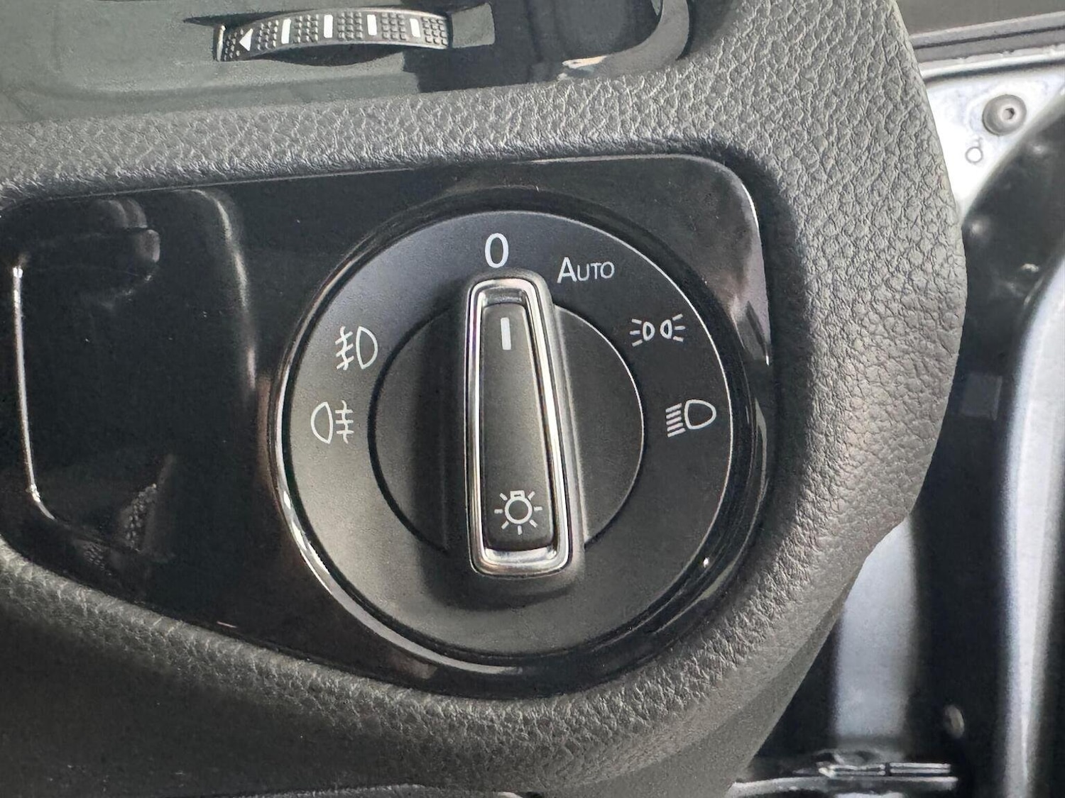 Used Volkswagen Golf 2018 for sale - 76397071: Photo 31