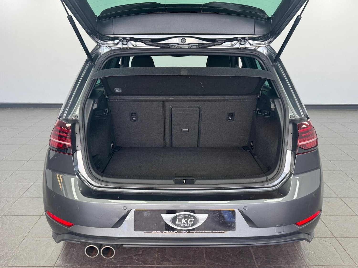 Used Volkswagen Golf 2018 for sale - 76397071: Photo 40