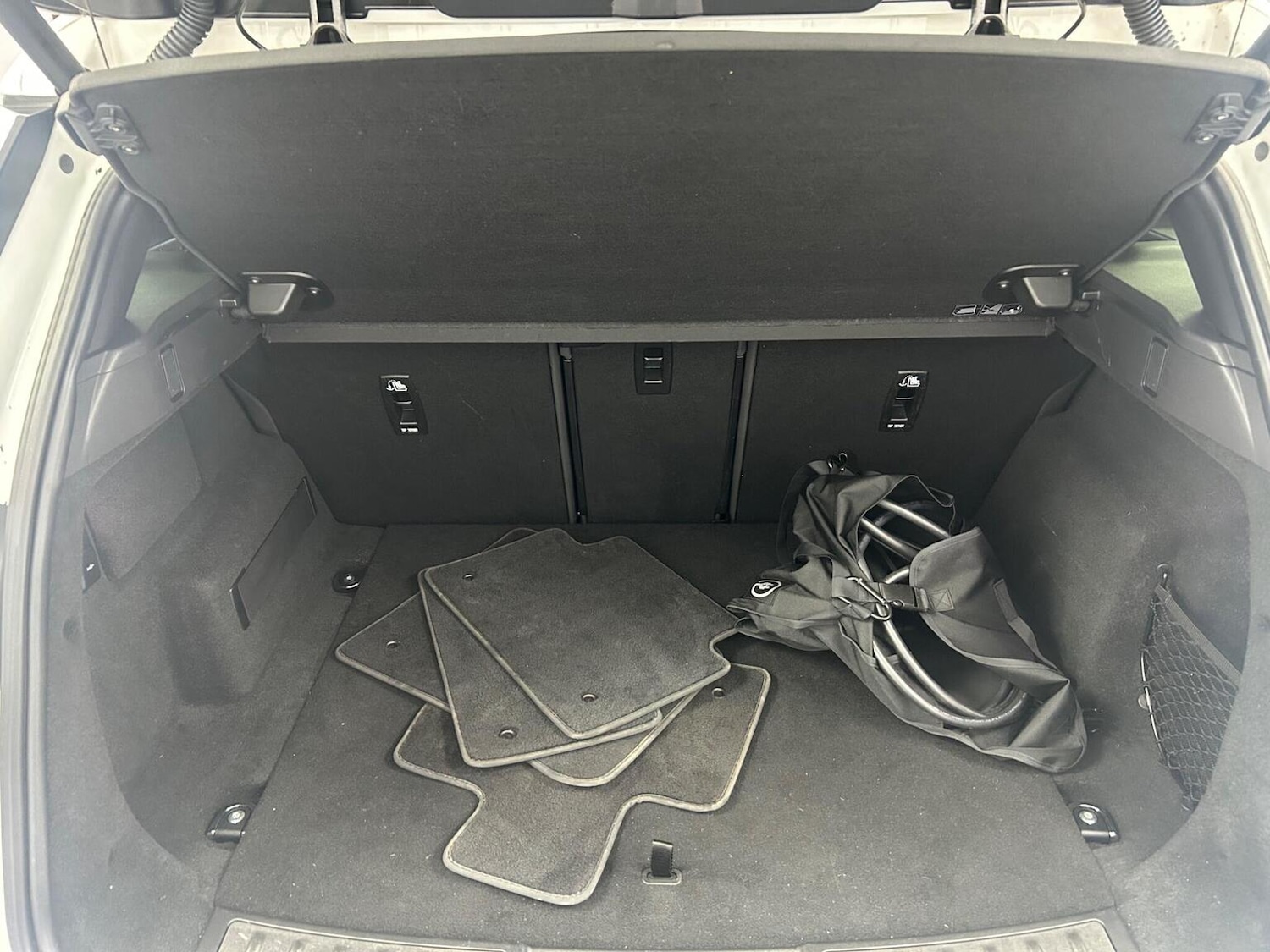 Used Land Rover Range Rover Evoque 2021 for sale - 76986821: Photo 32