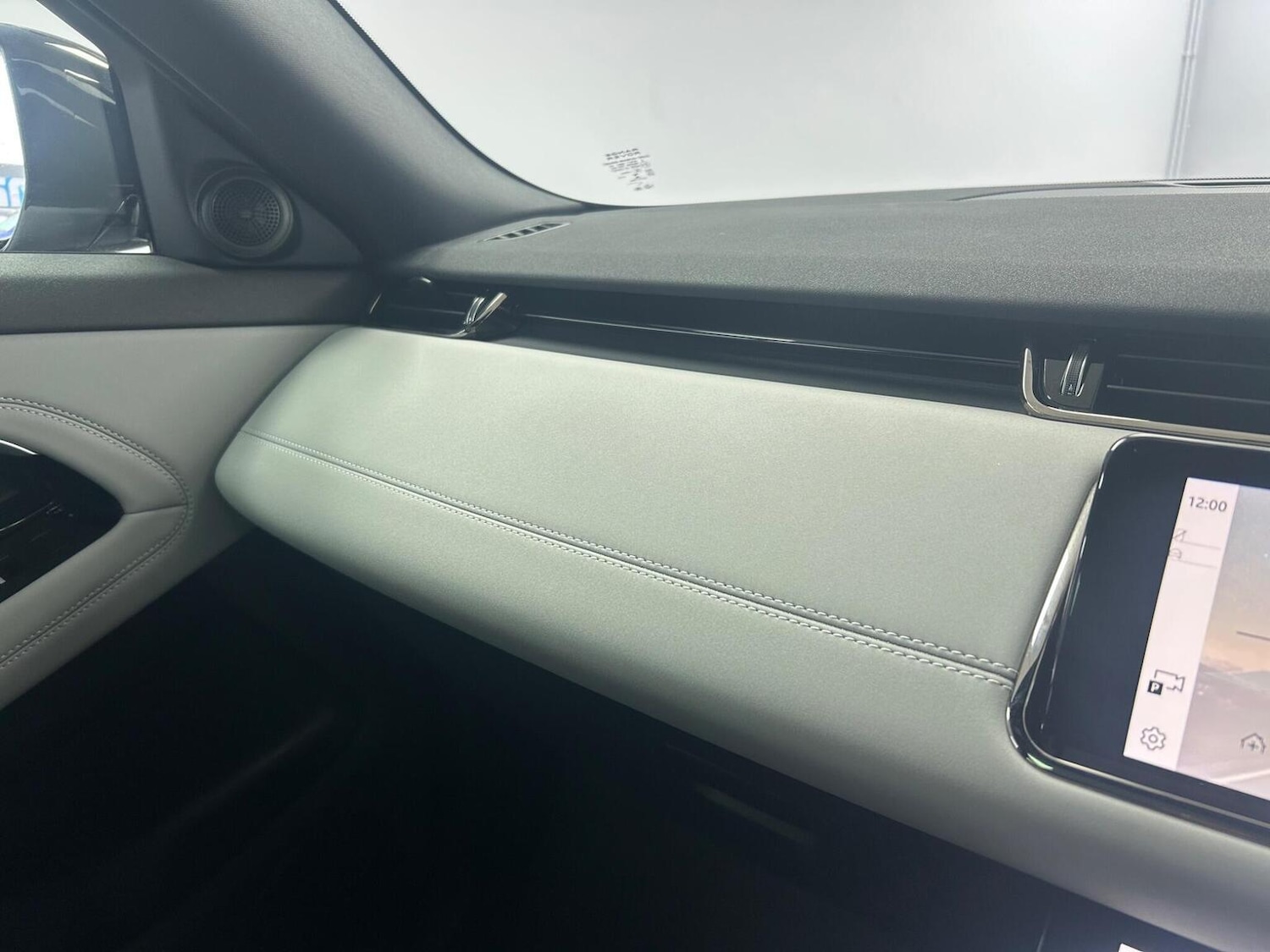 Used Land Rover Range Rover Evoque 2021 for sale - 76986821: Photo 38