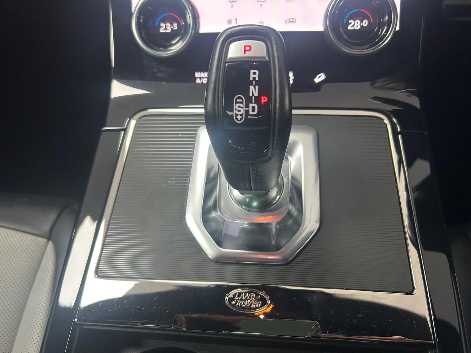 Used Land Rover Range Rover Evoque 2021 for sale - 76986821: Photo 9
