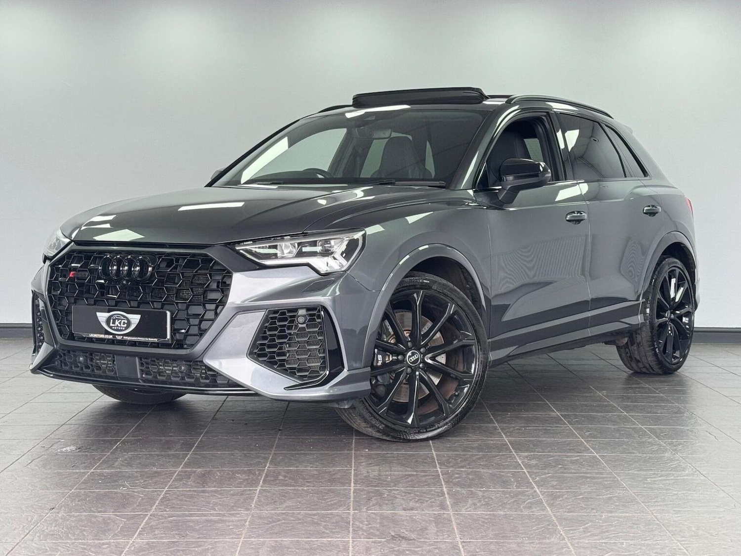 Used Audi RS Q3 2022 for sale - 76107406: Photo 19