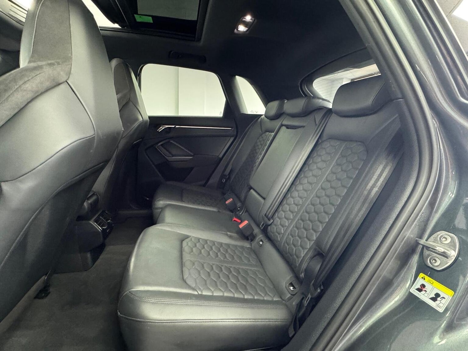 Used Audi RS Q3 2022 for sale - 76107406: Photo 50