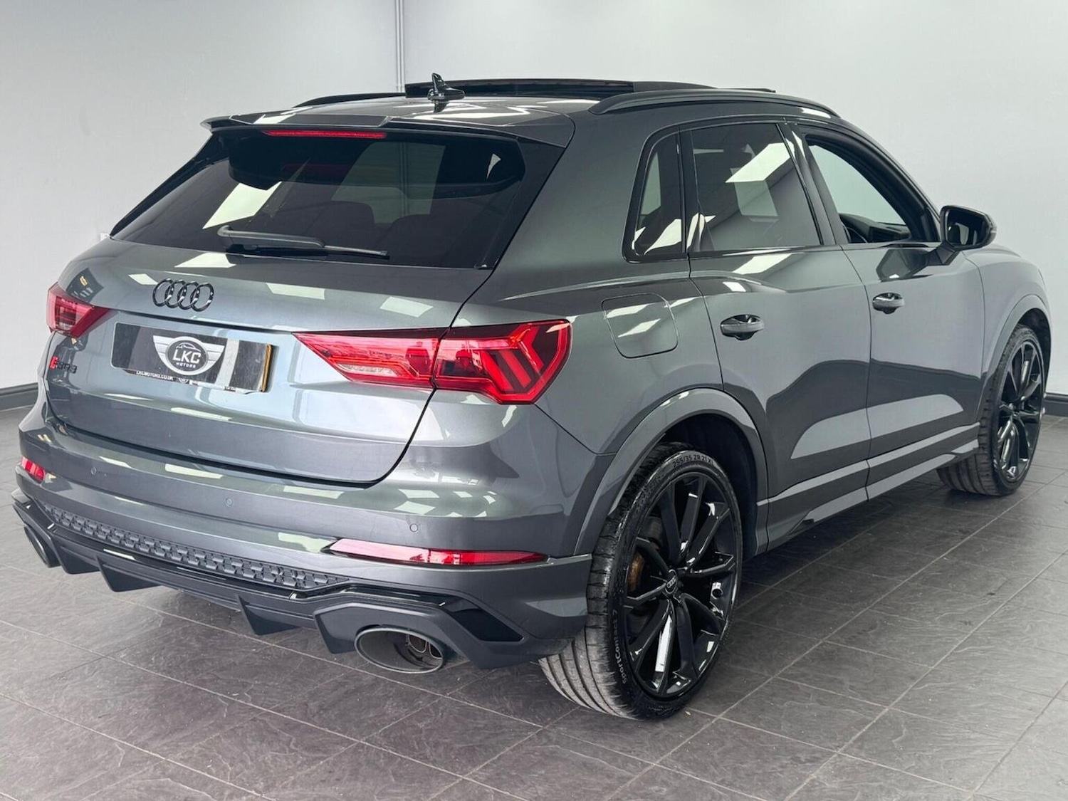 Used Audi RS Q3 2022 for sale - 76107406: Photo 54