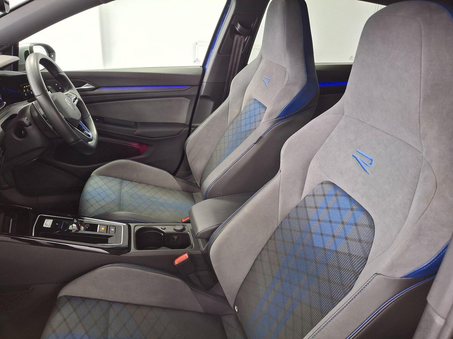 Used Volkswagen Golf 2023 for sale - 77303614: Photo 70