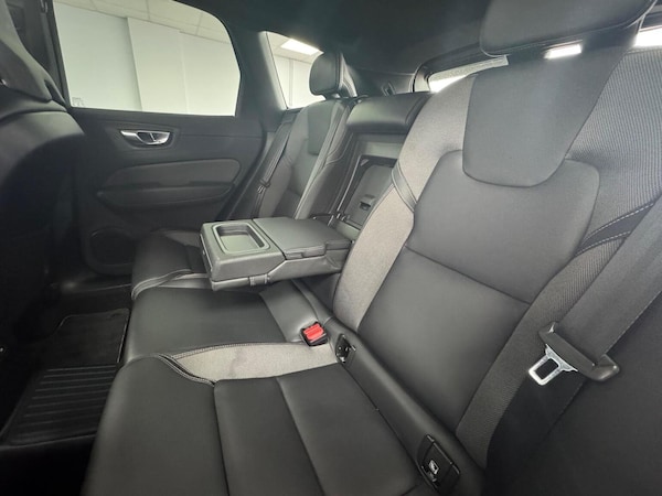Used Volvo XC60 2021 for sale - 76149308: Photo 19