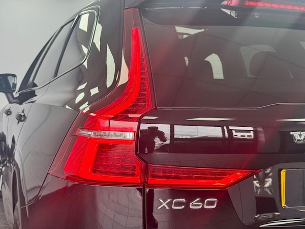 Used Volvo XC60 2021 for sale - 76149308: Photo 24