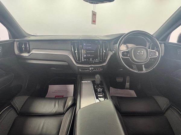 Used Volvo XC60 2021 for sale - 76149308: Photo 4