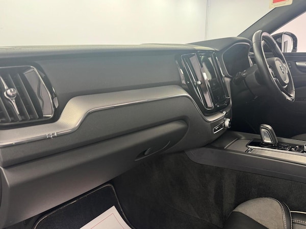 Used Volvo XC60 2021 for sale - 76149308: Photo 8