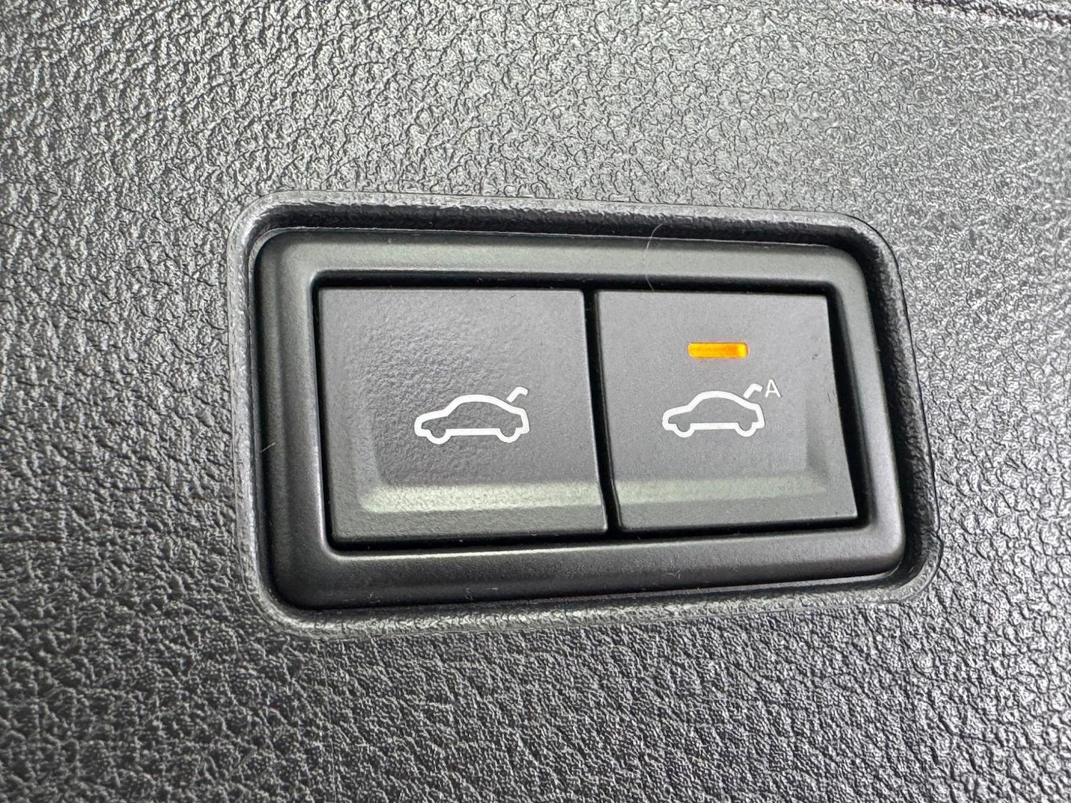 Used Volkswagen Passat 2020 for sale - 76769270: Photo 32