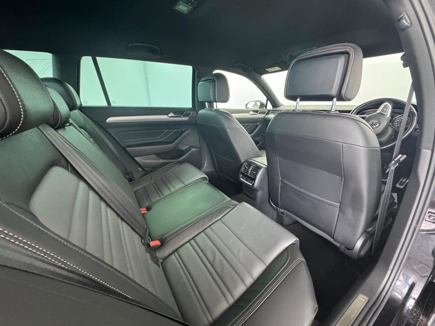 Used Volkswagen Passat 2020 for sale - 76769270: Photo 7