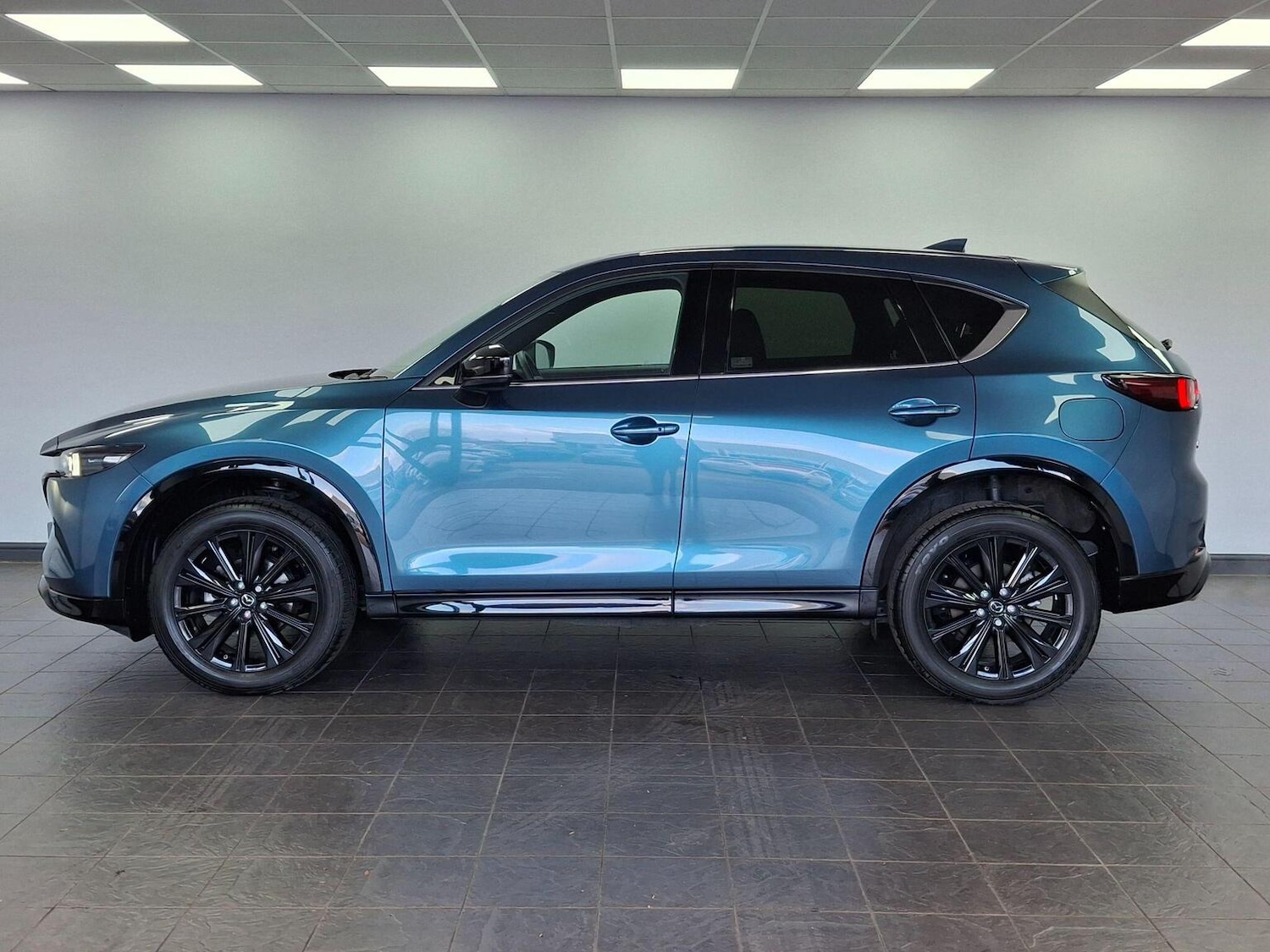 Used Mazda CX-5 2024 for sale - 77901293: Photo 2