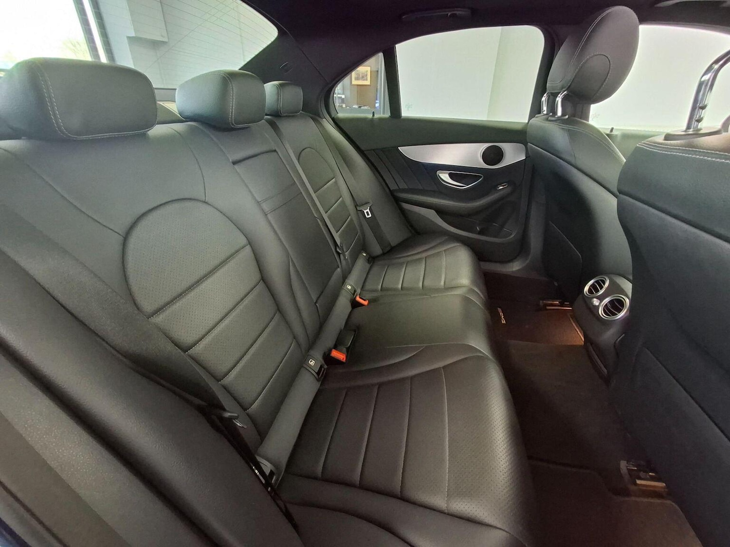 Used Mercedes-Benz C Class 2017 for sale - 77807234: Photo 18