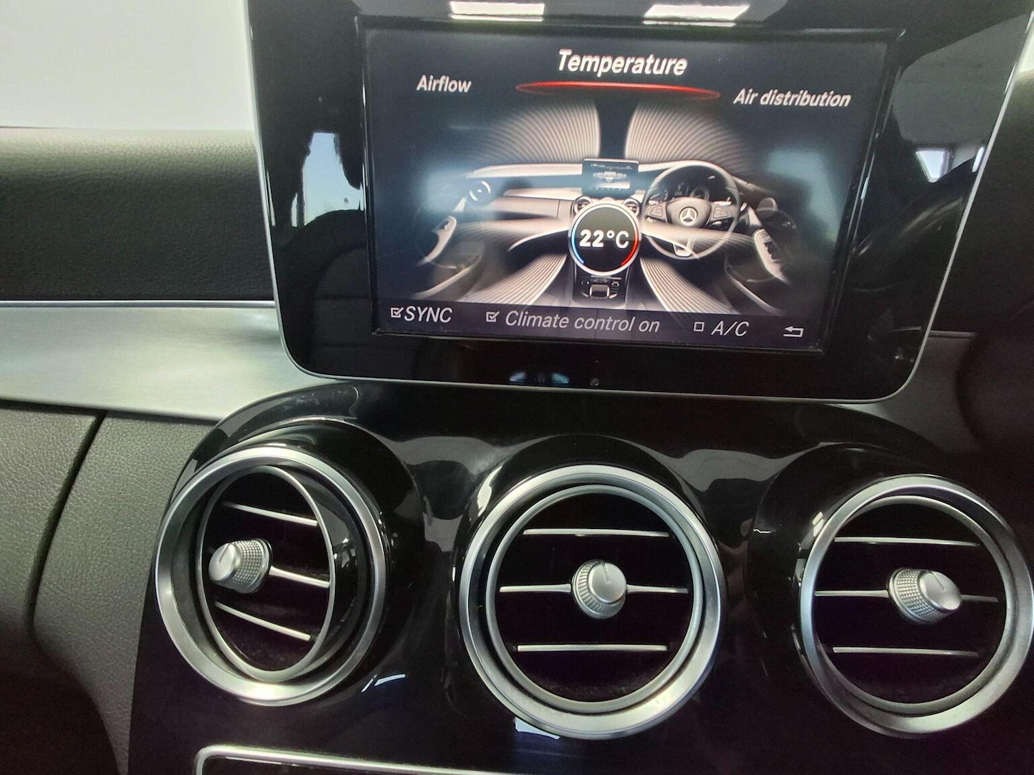 Used Mercedes-Benz C Class 2017 for sale - 77807234: Photo 40