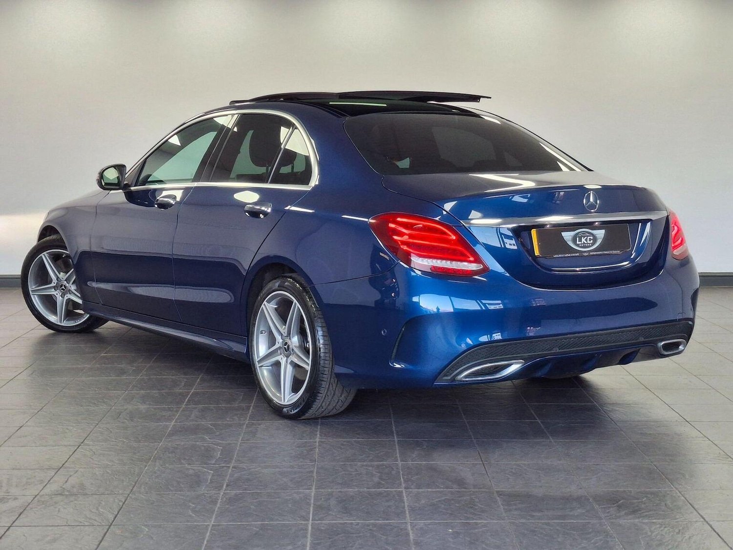 Used Mercedes-Benz C Class 2017 for sale - 77807234: Photo 45