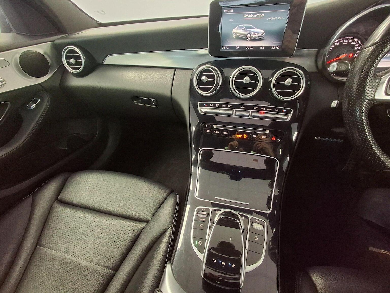 Used Mercedes-Benz C Class 2017 for sale - 77807234: Photo 47