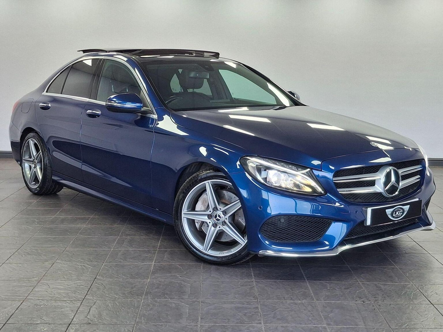 Used Mercedes-Benz C Class 2017 for sale - 77807234: Photo 5