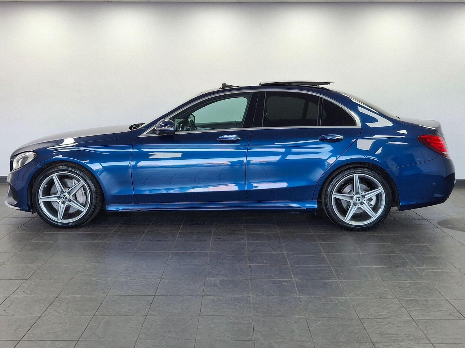 Used Mercedes-Benz C Class 2017 for sale - 77807234: Photo 56