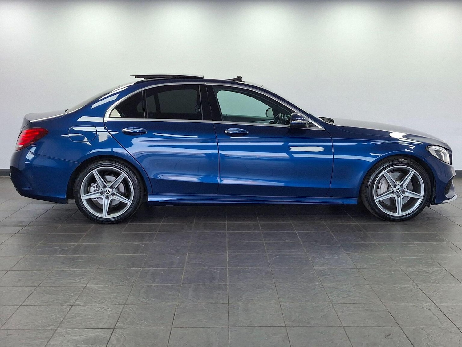 Used Mercedes-Benz C Class 2017 for sale - 77807234: Photo 60