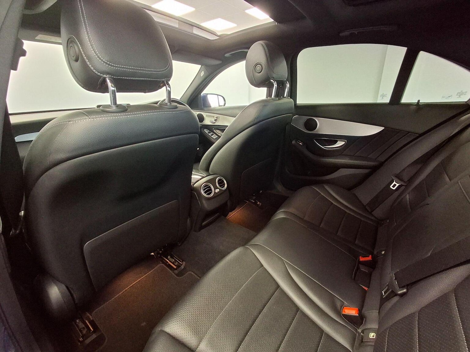 Used Mercedes-Benz C Class 2017 for sale - 77807234: Photo 68