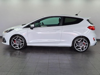 Used Ford Fiesta 2019 for sale - 77781700: Photo