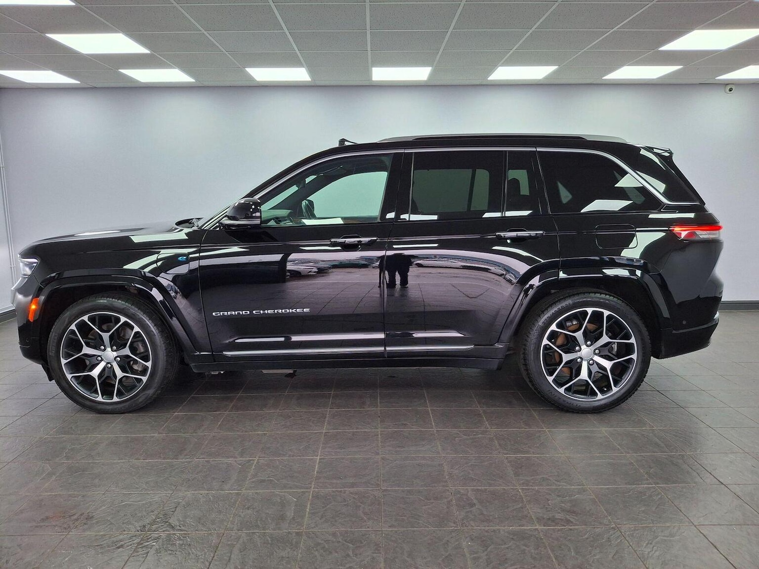 Used Jeep Grand Cherokee 2023 for sale - 77395255: Photo 16