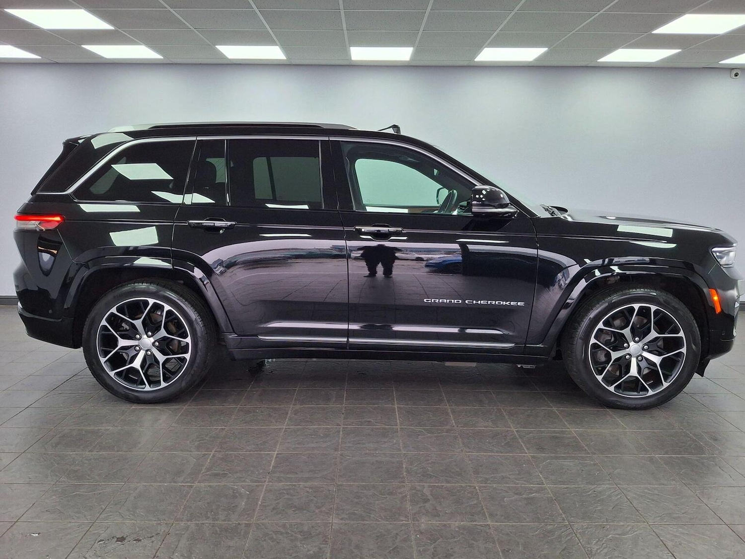 Used Jeep Grand Cherokee 2023 for sale - 77395255: Photo 75