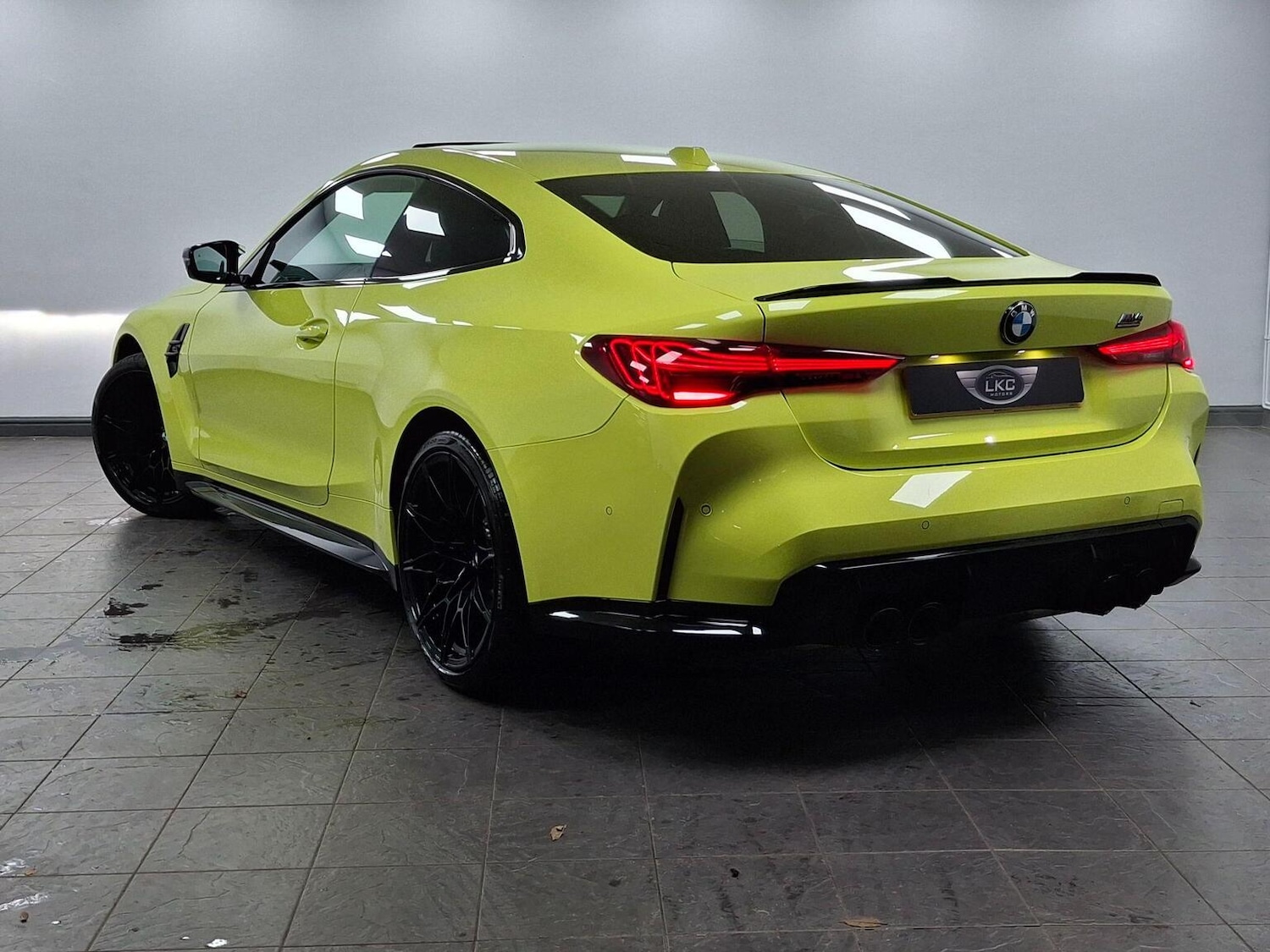 Used BMW M4 2025 for sale - 77237025: Photo 12